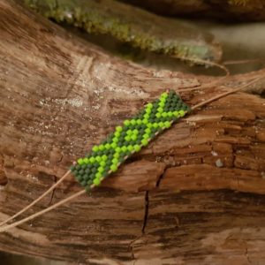 Bracelet Tissage Rectangle Zig Zag sur fil beige – Camaieu vert, Kaki