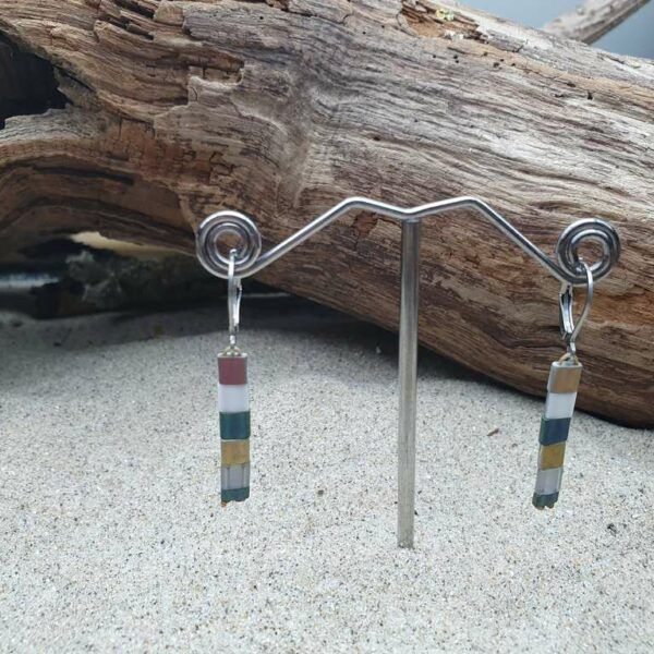 Boucles d’Oreilles Pendantes Perles carrées – Glacier – Ardoise, Blanc, bronze reflets