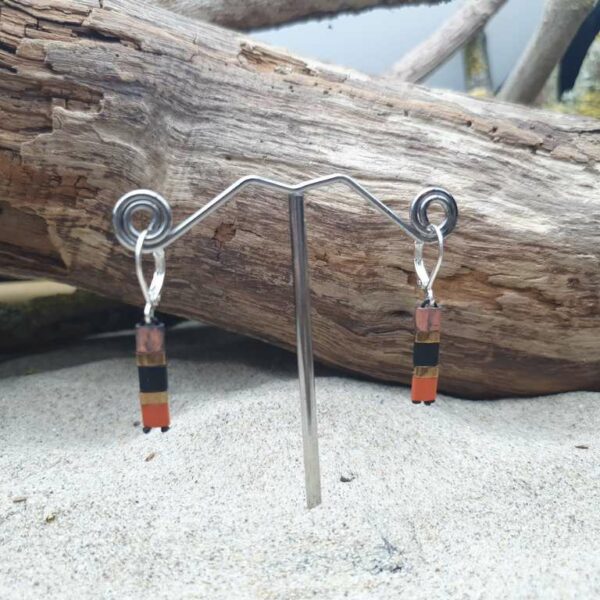 Boucles d’Oreilles Pendantes Perles carrées – Citrouille – perles carrées – Noir, Rouille, Or, Sunset