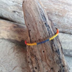 Bracelet simple rang – Type 10 – minis perles sur câble fin –  Iroquois Bleu – Bleu, Rouge, Brique, Orange, Ocre, Jaune, Bronze