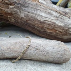 Bracelet Macramé fin – fil sable – gros cubes bronze