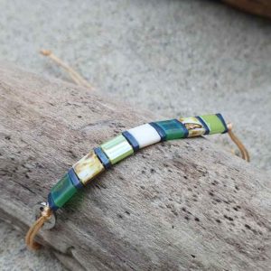 Bracelet barrette – perles carrées – Chlorophylle – Vert,  Ecru, Ardoise et Marbré