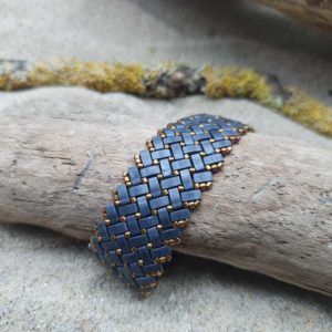 Bracelet Ecailles de Dragon Triple – Uni – Perles carrées – Bleu Ardoise et Bronze