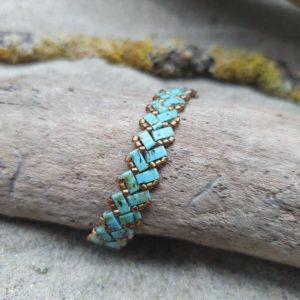 Bracelet  Ecailles de Dragon Simple – Uni – Perles carrées – Turquoise marbré et Doré