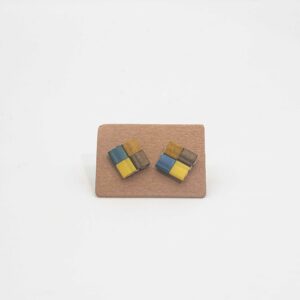 Boucles oreilles Puces – Perles carrées  – Aztèque