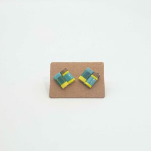 Boucles oreilles Puces – Perles carrées  – Bahia