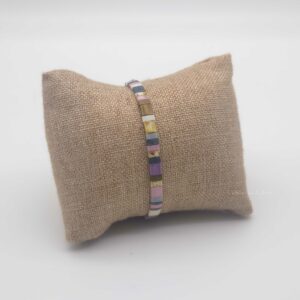 Bracelet simple rang – perles carrées – La vie en Rose – Sauvage