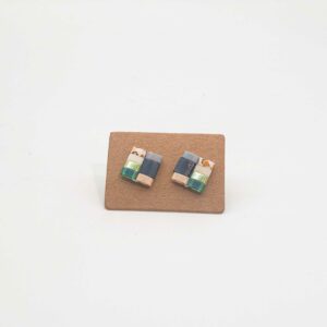 Boucles oreilles Puces – Perles carrées  – Chlorophylle