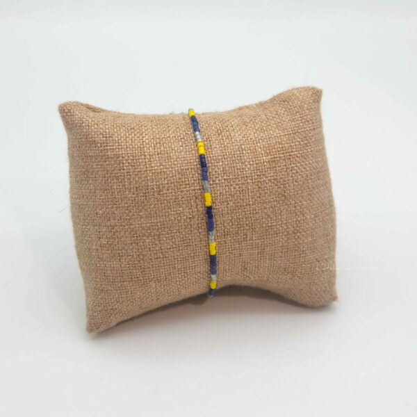 Bracelet simple rang – minis perles sur câble – Pagolin