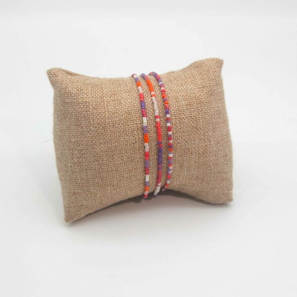 Ensemble de bracelets simple rang – minis perles sur câble – Sucre d’orge