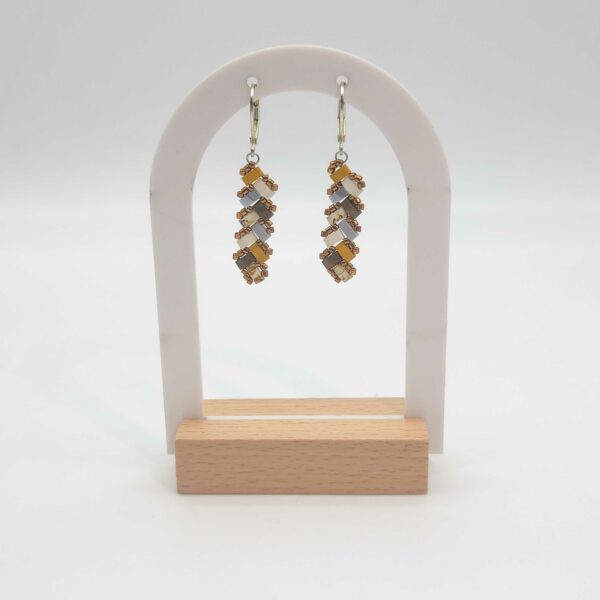 Boucles d’Oreilles Pendantes Perles carrées Ecailles de Dragons Naturel