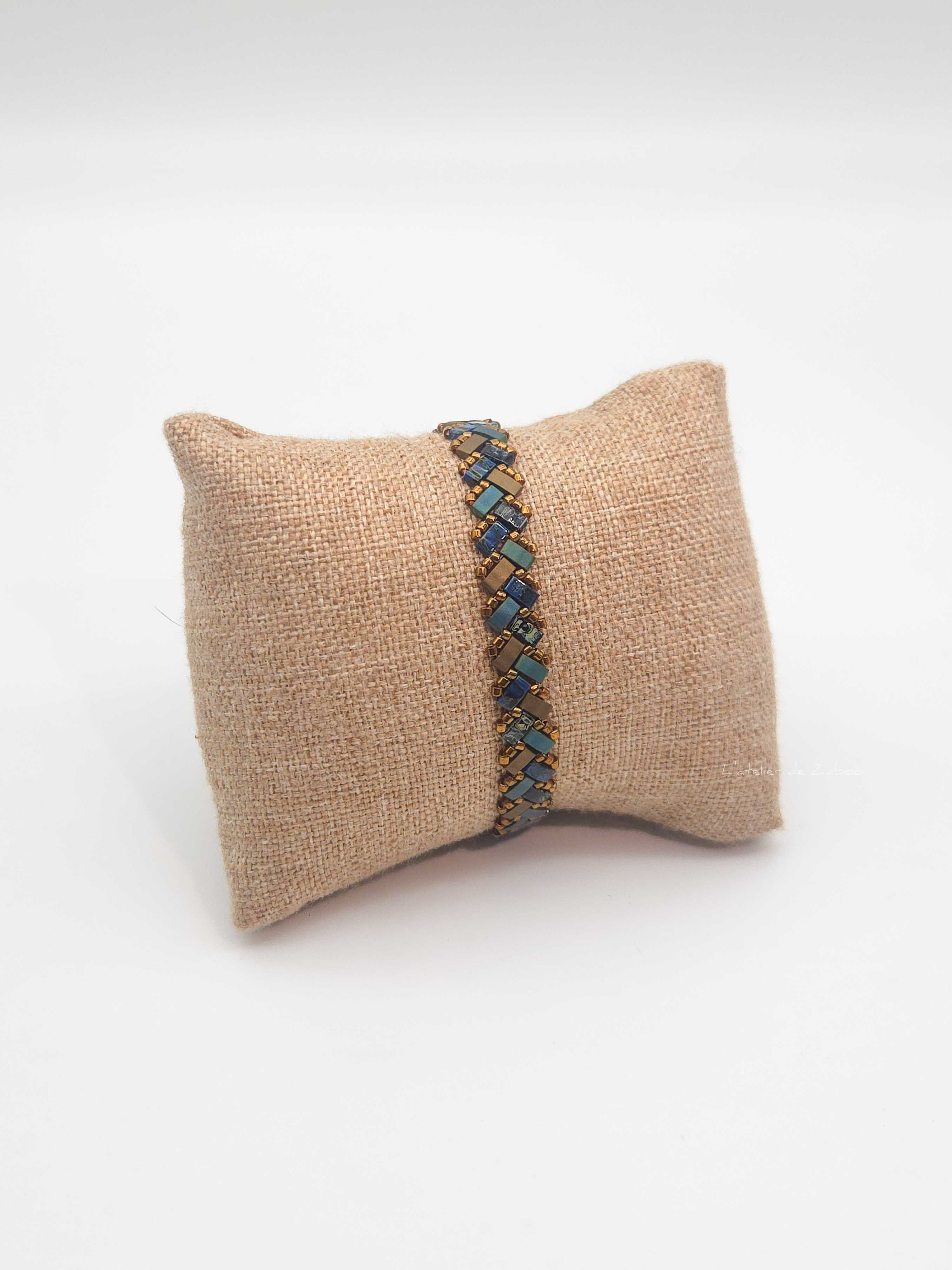 Bracelet Ecailles de Dragon Simple - Perles carrées – Plume de paon