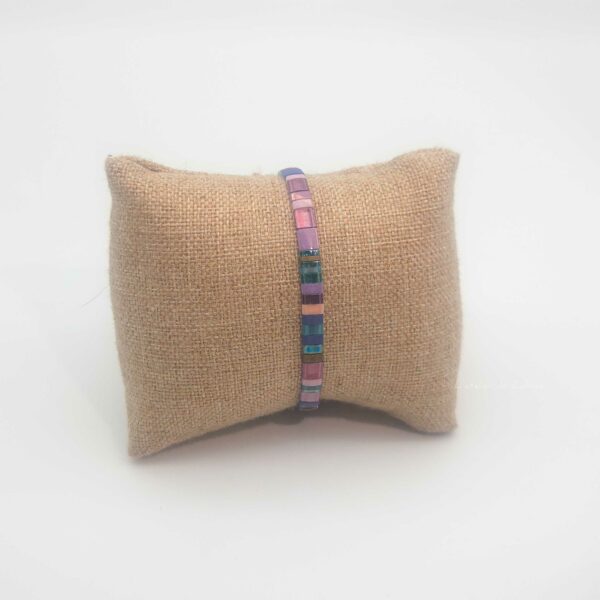 Bracelet simple rang – perles carrées – Hortensia – Sauvage