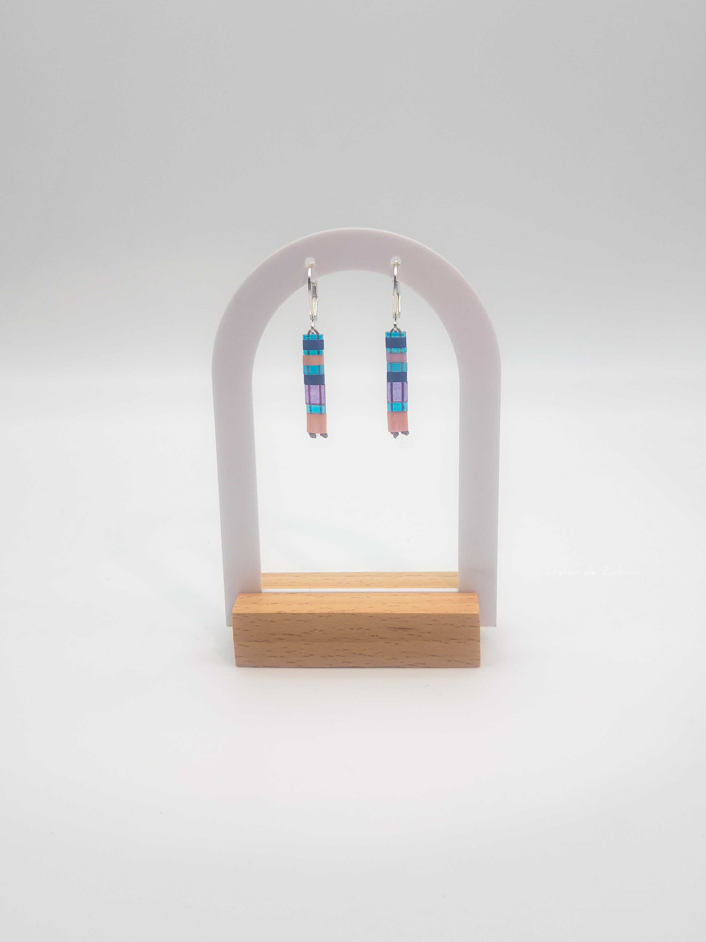 Boucles d’Oreilles Pendantes - Perles carrées - Hortensia