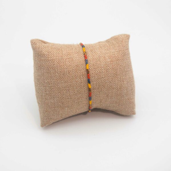 Bracelet simple rang – minis perles sur câble – Savane